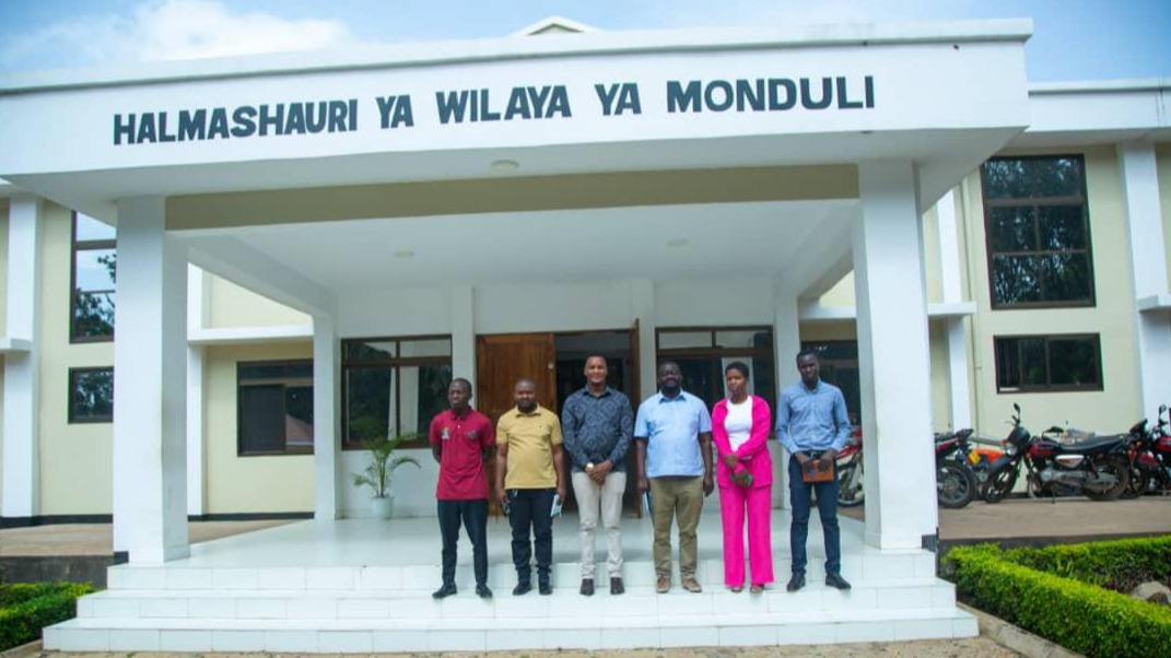 WANANCHI MONDULI WAHAMASISHWA KUUNGA MKO...